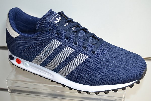 la trainer weave blue