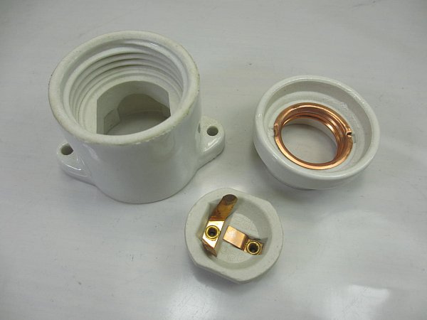 BEELUKY E27 Lampenfassung 8 Stück - Schwarz Zum Anschrauben Für LED-Lampen