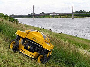 SPIDER Großflächenmäher Rasenmäher Mäher Flächenmäher