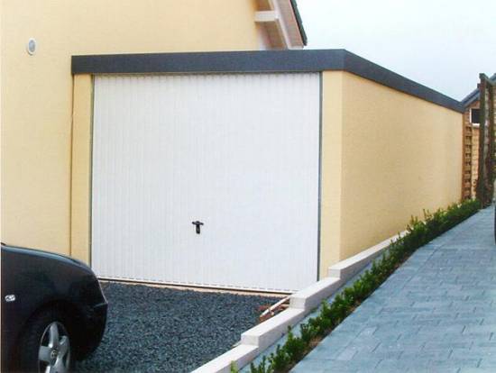 Fertiggarage Premium Einzelgarage 2,59 m x 5,26 m x 2,35m Glattwand